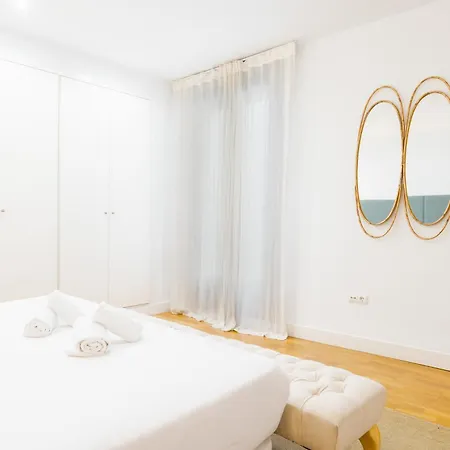 Apartment 3 Bedrooms 2 Bathrooms Furnished - Triana - Great - Mintystay