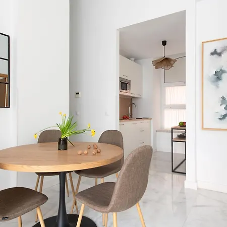 Arenal Carreteria Deluxe Apartment Seville