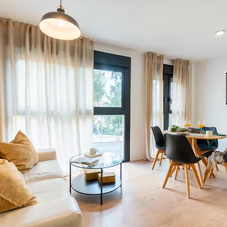 Triana Me By Aora Apartment *