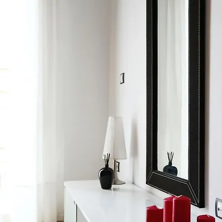 Center - Aloha Apartment *