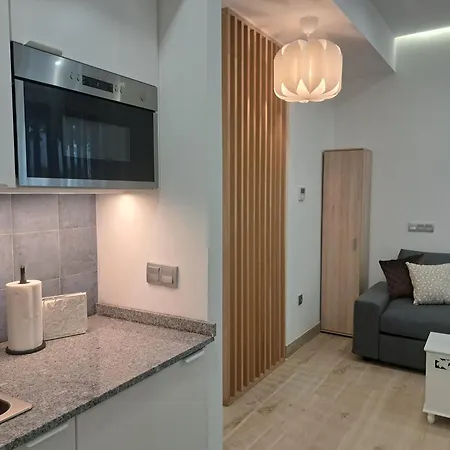 Cr Apartment *