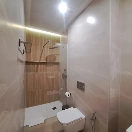 Cr Apartment