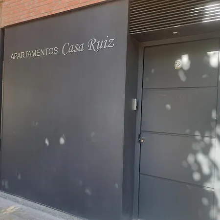 Apartment Cr *