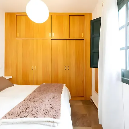 Tulip Apartment Seville