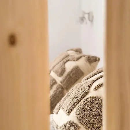 Apartment Charming Loft Close To Center - Wifi
