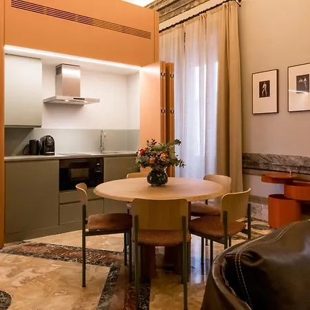 Aparthotel Mercer Residences *