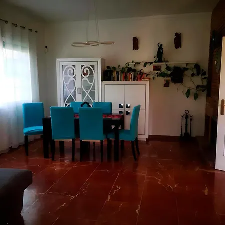 Con Jardin, Piscina Privada Y Parking Holiday home *