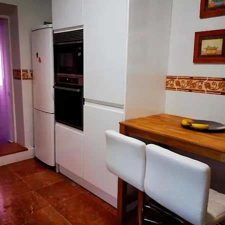 Con Jardin, Piscina Privada Y Parking Holiday home Seville
