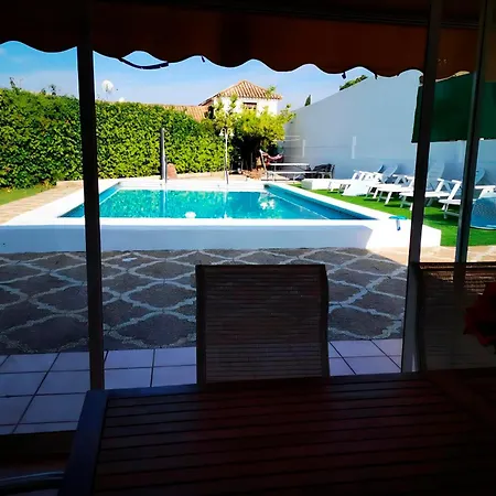 Holiday home Con Jardin, Piscina Privada Y Parking Seville