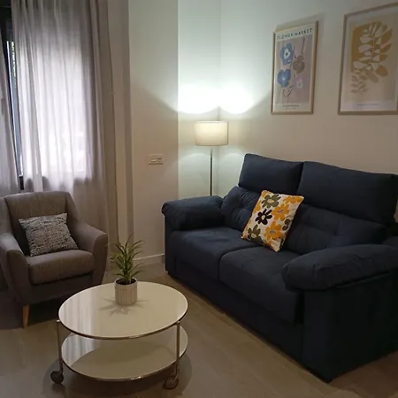 Apartment Virgen Del Valle, Remedios, Junto Al Centro Y Triana, Seville