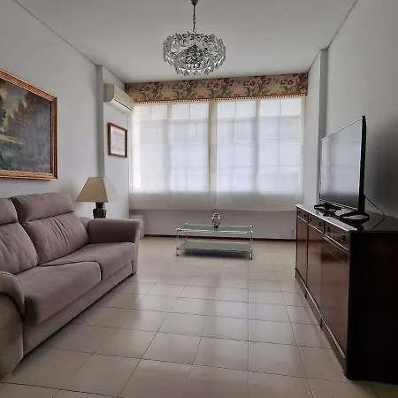 Bright Ideal Apartment, Historic Center Martin Apartment