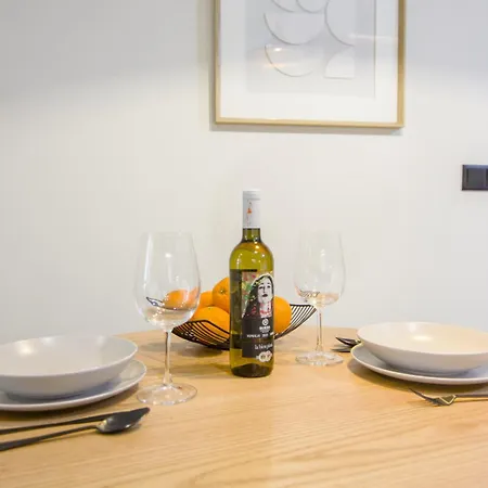 Rentalsevilla Evangelista Apartment