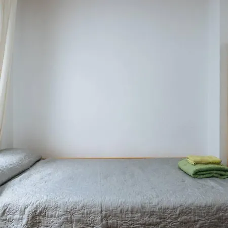 Pilsev Modern & Central, Perfect For Your Apartment Seville