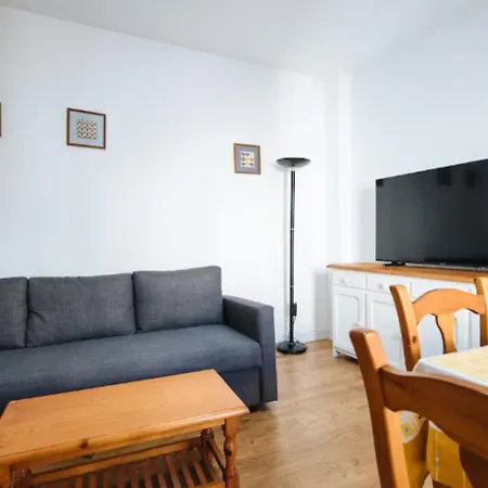 Pilsev Modern & Central, Perfect For Your * Seville
