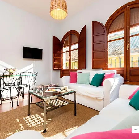 Holidays Plaza Nueva Apartamento *