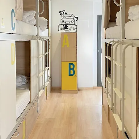 Hostel U-sense For Seville