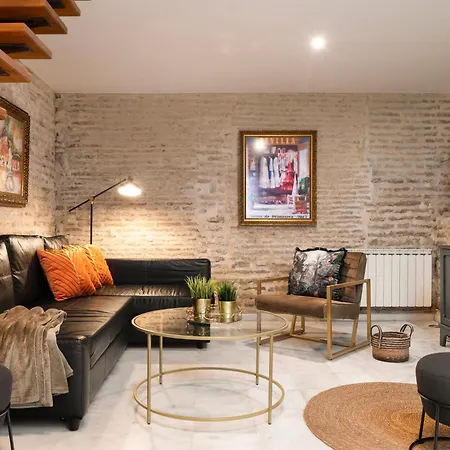Hombre De Piedra Apartamento Sevilla