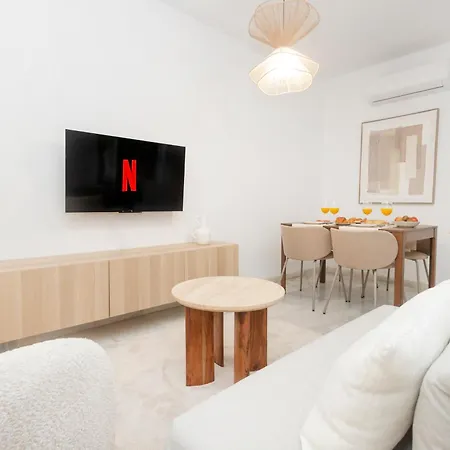 Columnas De Hercules - Great Location! Apartment *