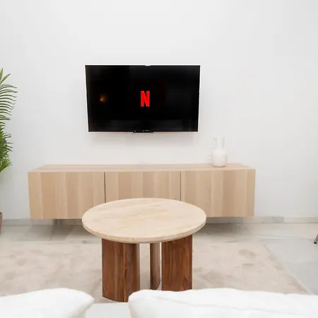 Apartment Columnas De Hercules - Great Location! *