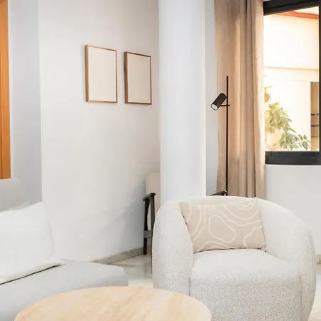 Apartment Columnas De Hercules - Great Location! Seville