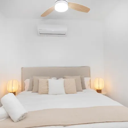 Apartment Columnas De Hercules - Great Location! Seville