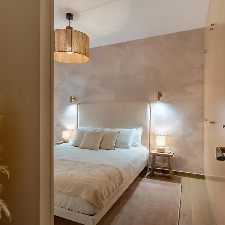 Triana Luxury