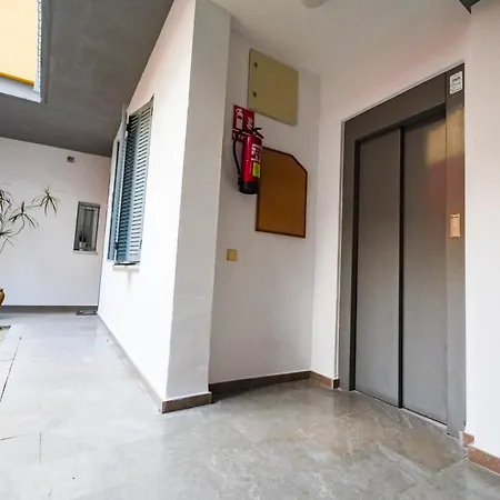 Rodrigo De Triana Luxury Apartment Seville