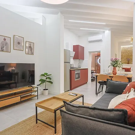 Luxury Petit Loft Apartment