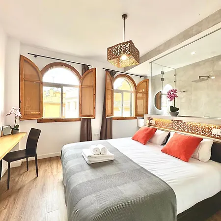 Holiday home Unique House - Private Spa&pool -stayinseville Seville
