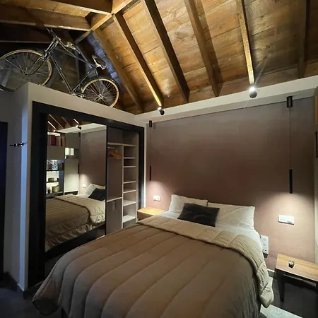 Apartment Komodo Gran Poder - Penthouse With Private Pool And Cozy Twin Bedroom Seville