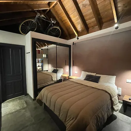 Komodo Gran Poder - Penthouse With Private Pool And Cozy Twin Bedroom Seville