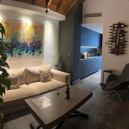Komodo Gran Poder - Penthouse With Private Pool And Cozy Twin Bedroom