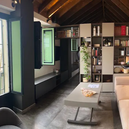 Komodo Gran Poder - Penthouse With Private Pool And Cozy Twin Bedroom Seville