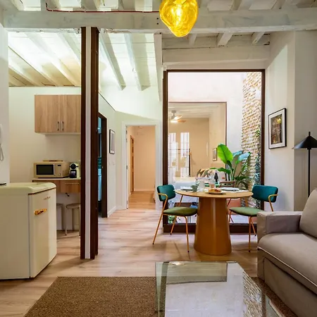 O&l Casa Barrabas Aparthotel Seville