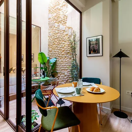 O&l Casa Barrabas Aparthotel Seville