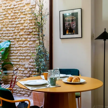 Aparthotel O&l Casa Barrabas Seville