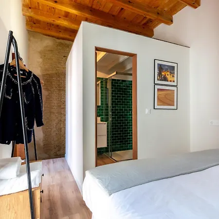 Aparthotel O&l Casa Barrabas Seville