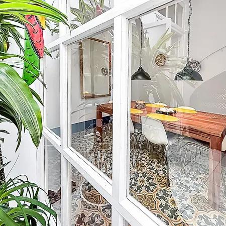 Rooftop Maisonette With Magnificent Terrace