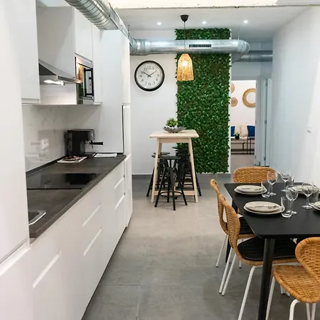 Apartment Stuning Next To The River - Sevillarooms