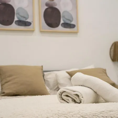 Apartment Stuning Next To The River - Sevillarooms *