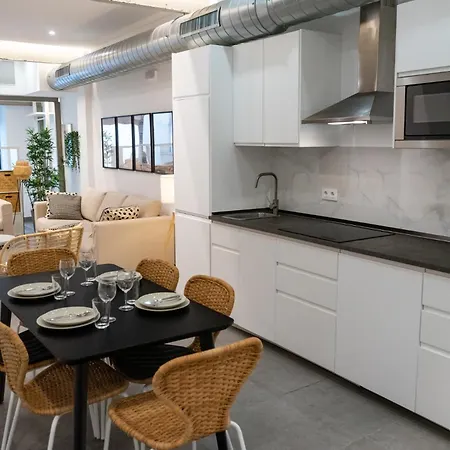 Stuning Next To The River - Sevillarooms Apartment