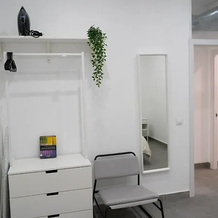 Apartment Stuning Next To The River - Sevillarooms Seville