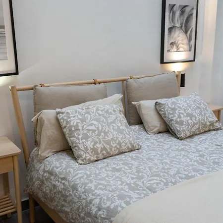 Apartment Stuning Next To The River - Sevillarooms