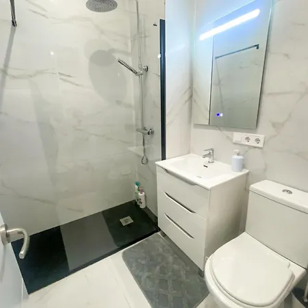 Apartment Stuning Next To The River - Sevillarooms *
