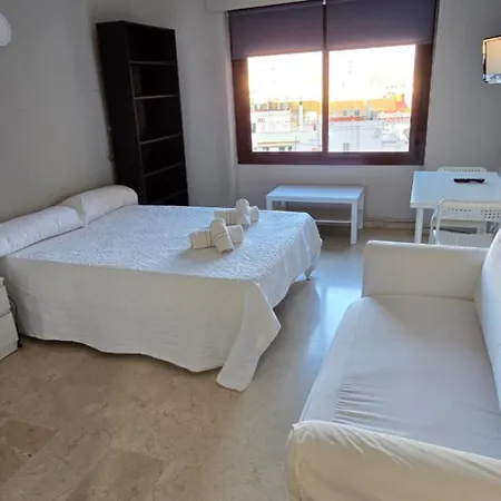 Ursula Triana Apartment