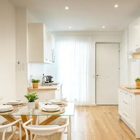 Apartment Isg Triana 1 *