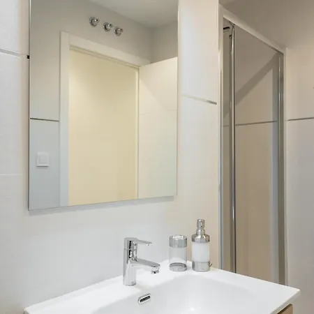 Apartment Isg Triana 1
