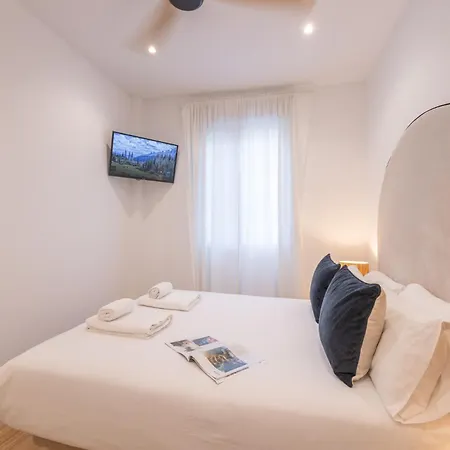 Apartment Isg Triana 1 *