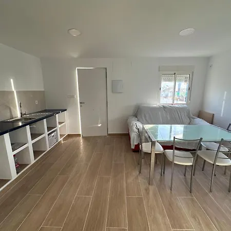 Renovated Penthouse With Terrace Next To The Metro Apartment *