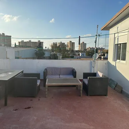 Renovated Penthouse With Terrace Next To The Metro